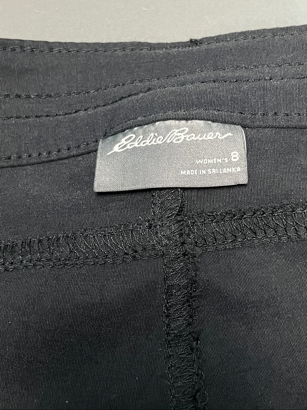 Eddie Bauer Black Crop Pants Size 8 - Picture 3 of 4
